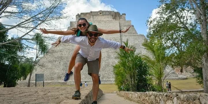 Featured image of post How to Be a Supportive Wife: Kindness, Loyalty, and Responsibility